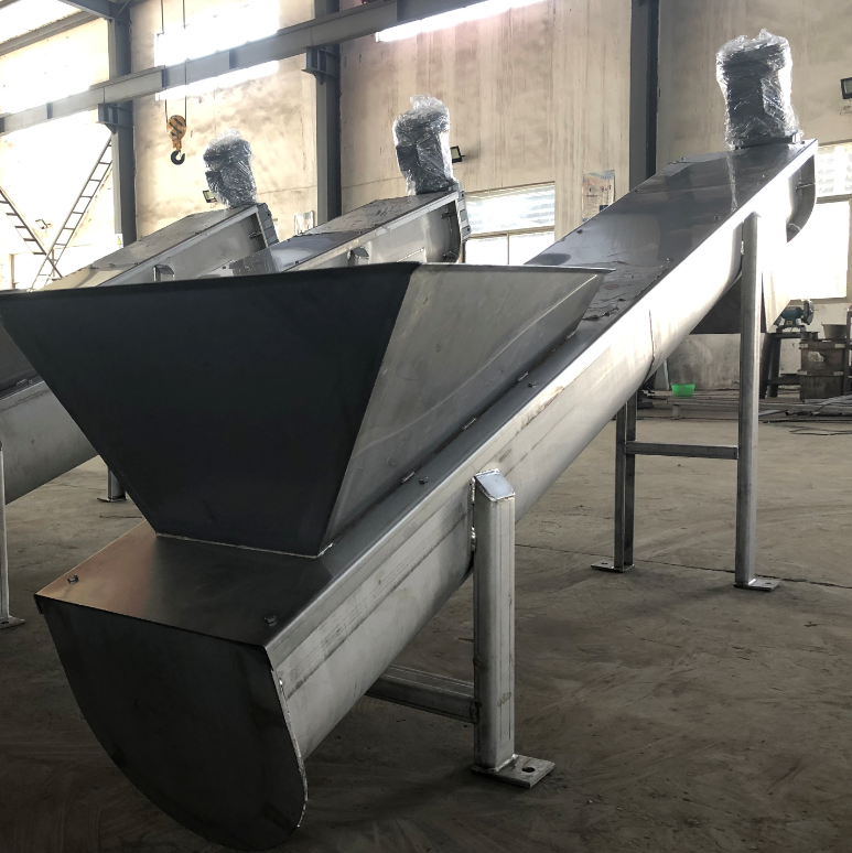 倾斜无轴螺旋输送设备